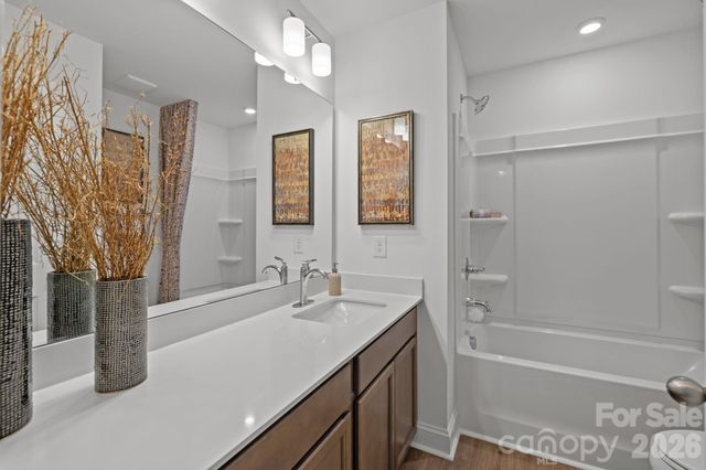 7651 Ethora Way, Charlotte, NC 28216