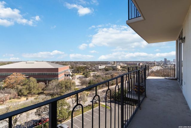 700 E Hildebrand Ave Apt 703, San Antonio, TX 78212