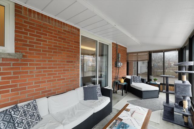 37208 Gilchrist Street, Westland, MI 48186