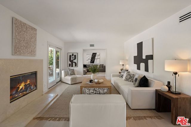 22505 Dardenne Street, Calabasas, CA 91302