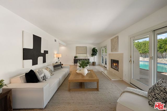 22505 Dardenne Street, Calabasas, CA 91302