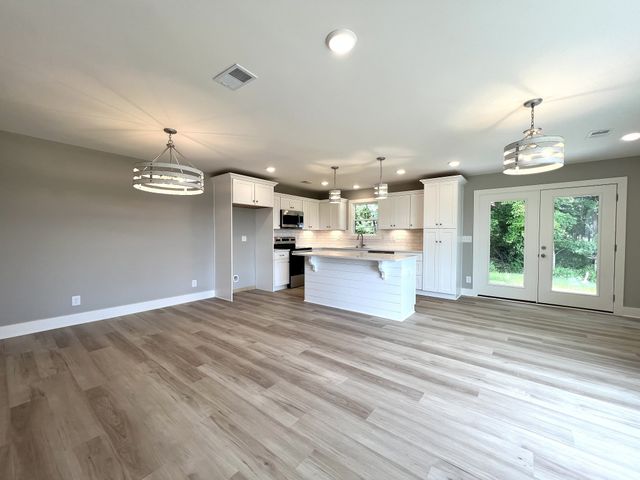 721 Hollie Way, Lebanon, TN 37090