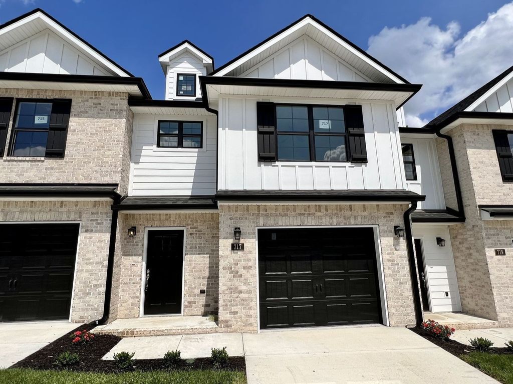 721 Hollie Way, Lebanon, TN 37090