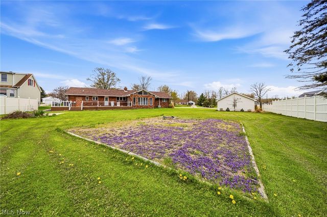 1584 Hemlock Drive, Ashtabula, OH 44004