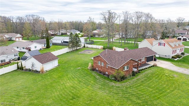 1584 Hemlock Drive, Ashtabula, OH 44004