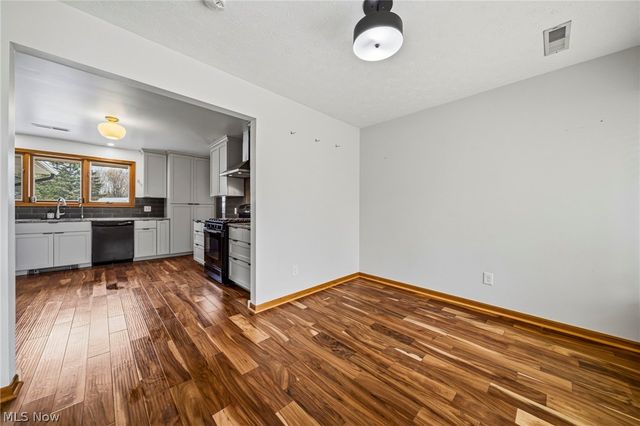 1584 Hemlock Drive, Ashtabula, OH 44004