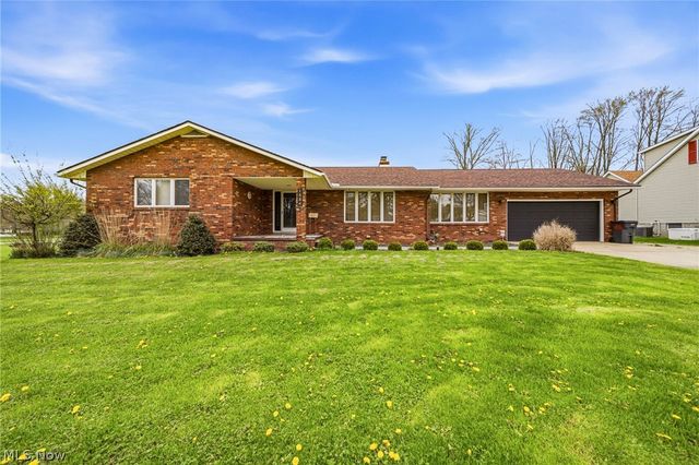 1584 Hemlock Drive, Ashtabula, OH 44004