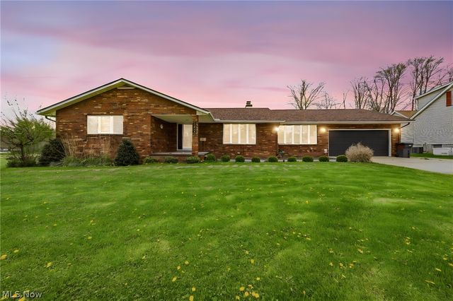 1584 Hemlock Drive, Ashtabula, OH 44004