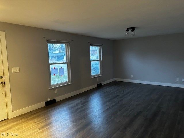 399 Ridgewood Drive, Eastlake, OH 44095