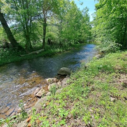 7310 East Main Street, Westmoreland, NY 13490