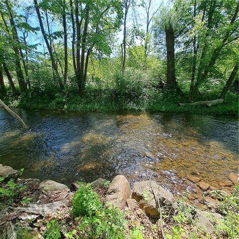 7310 East Main Street, Westmoreland, NY 13490