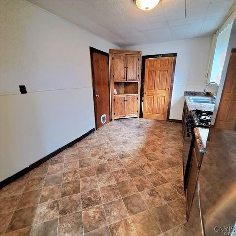 7310 East Main Street, Westmoreland, NY 13490