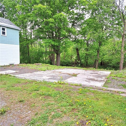 7310 East Main Street, Westmoreland, NY 13490