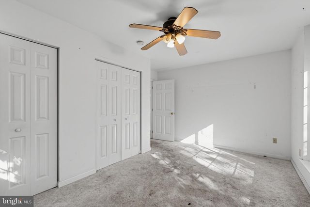 3072 LONG RD, Green Lane, PA 18054