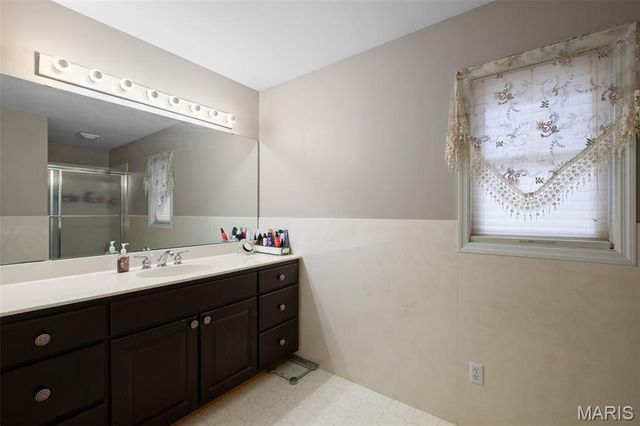 8239 Rocky Woods, Hillsboro, MO 63050