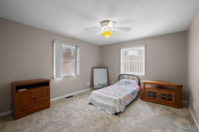 8239 Rocky Woods, Hillsboro, MO 63050