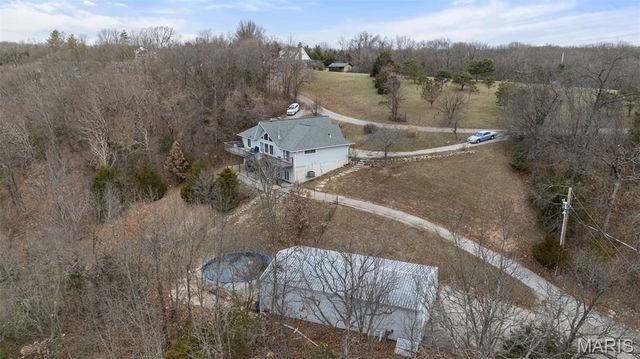 8239 Rocky Woods, Hillsboro, MO 63050