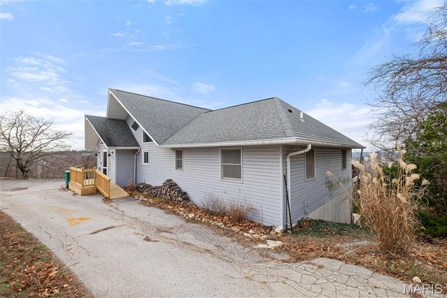 8239 Rocky Woods, Hillsboro, MO 63050