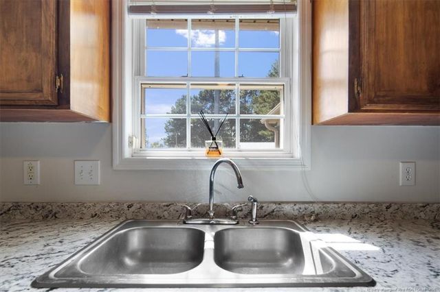 151 Ballard Drive, Raeford, NC 28376