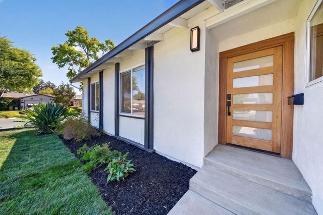 622 Arrowhead, San Jose, CA 95123