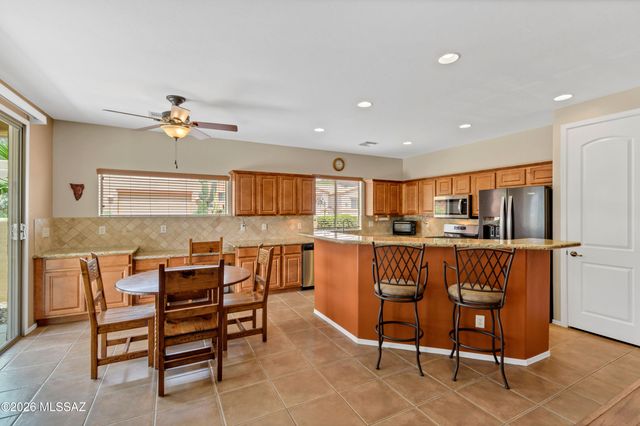 6041 W Ten Star Drive, Tucson, AZ 85713