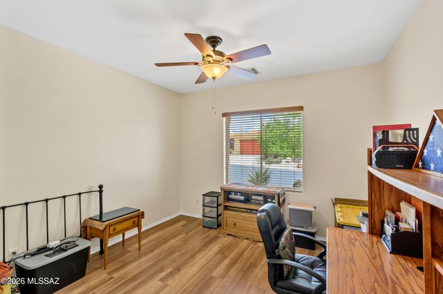 6041 W Ten Star Drive, Tucson, AZ 85713