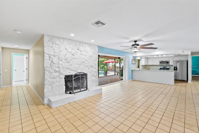 2214 DAVIES AVENUE, Dunedin, FL 34698