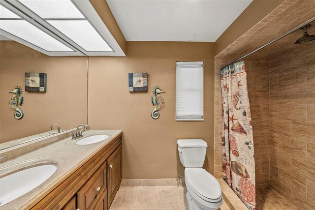 2214 DAVIES AVENUE, Dunedin, FL 34698