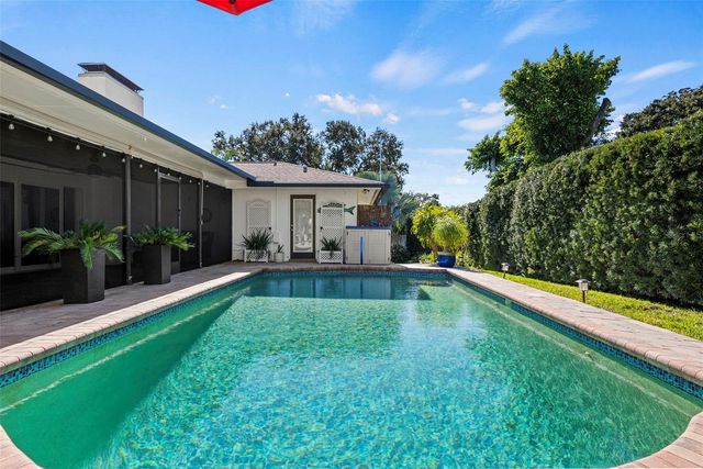 2214 DAVIES AVENUE, Dunedin, FL 34698