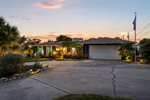 2214 DAVIES AVENUE, Dunedin, FL 34698