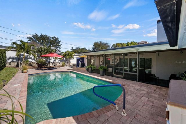 2214 DAVIES AVENUE, Dunedin, FL 34698