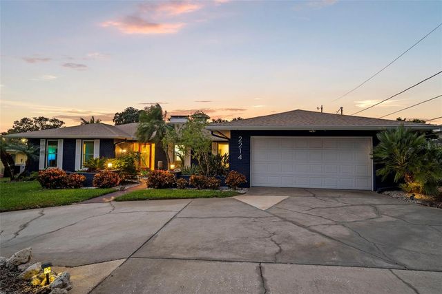 2214 DAVIES AVENUE, Dunedin, FL 34698