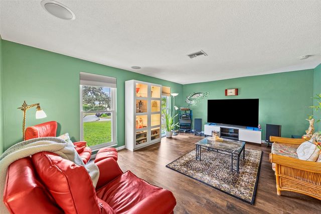 2214 DAVIES AVENUE, Dunedin, FL 34698