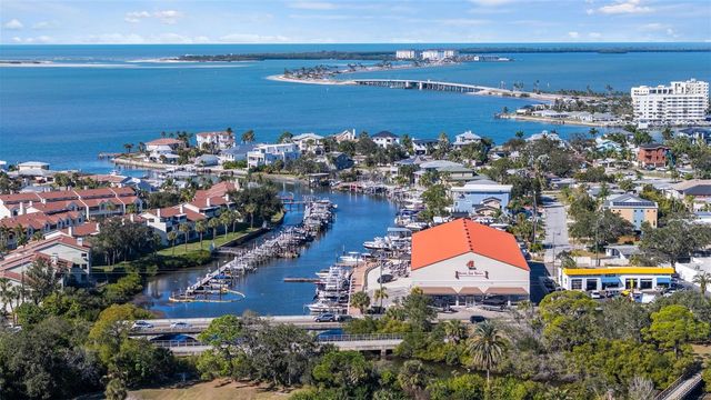 2214 DAVIES AVENUE, Dunedin, FL 34698