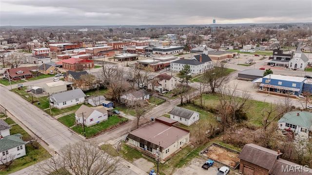 401 W Rolla Road, Salem, MO 65560