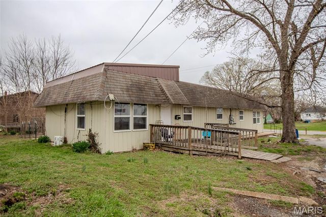 401 W Rolla Road, Salem, MO 65560