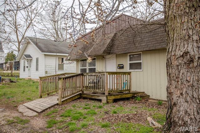 401 W Rolla Road, Salem, MO 65560