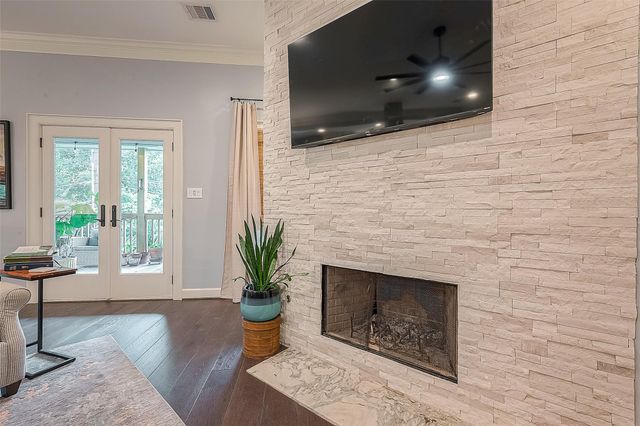 114 Baywood Street, Shoreacres, TX 77571