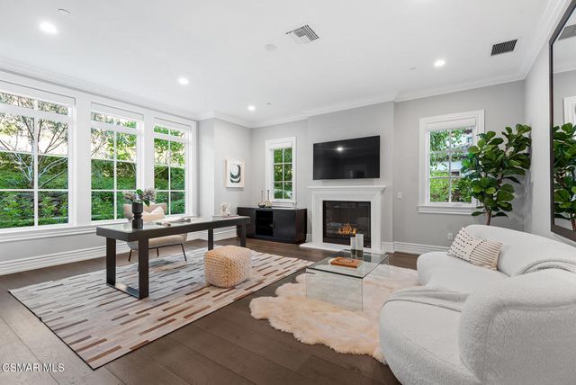 2385 Calbourne Court, Westlake Village, CA 91361