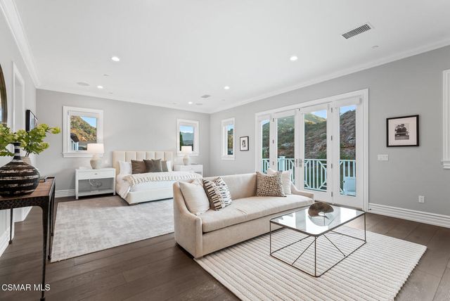 2385 Calbourne Court, Westlake Village, CA 91361