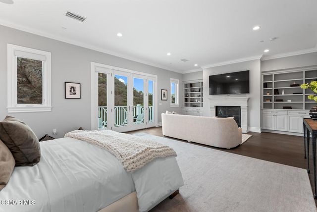 2385 Calbourne Court, Westlake Village, CA 91361