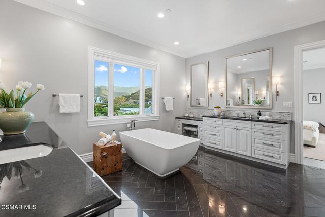 2385 Calbourne Court, Westlake Village, CA 91361