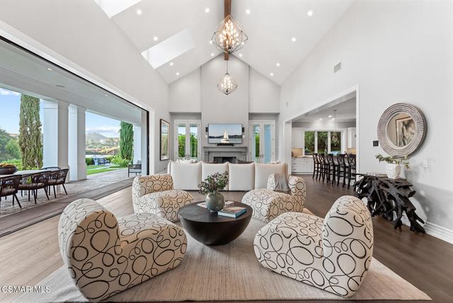 2385 Calbourne Court, Westlake Village, CA 91361