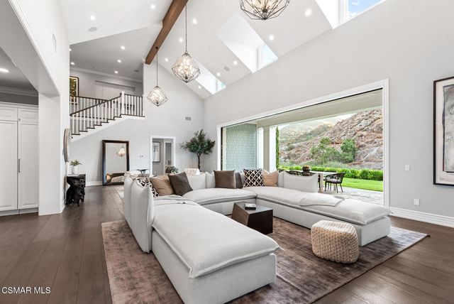 2385 Calbourne Court, Westlake Village, CA 91361