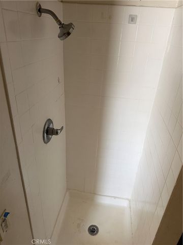 1017 W 73rd, Los Angeles, CA 90044