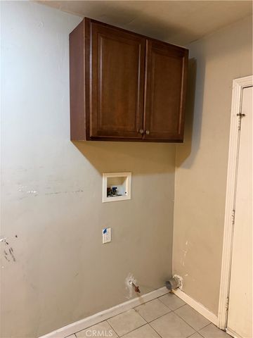 1017 W 73rd, Los Angeles, CA 90044
