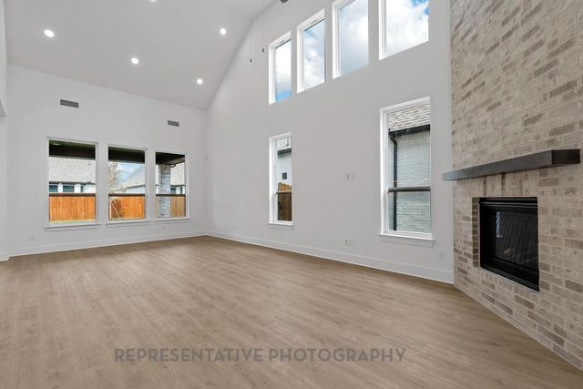 2296 Garnet Drive, Waxahachie, TX 75167