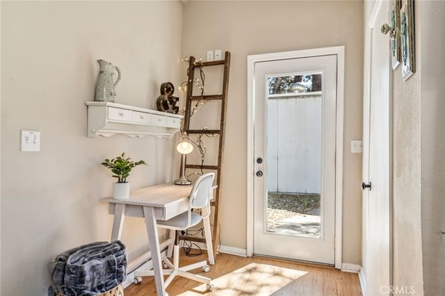 513 E Meadow Lane, Big Bear City, CA 92314