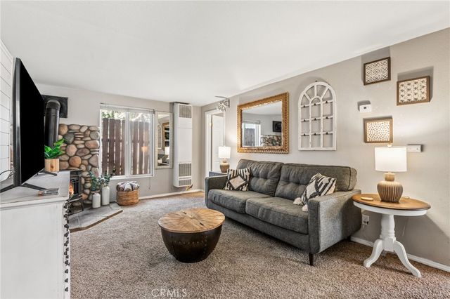 513 E Meadow Lane, Big Bear City, CA 92314