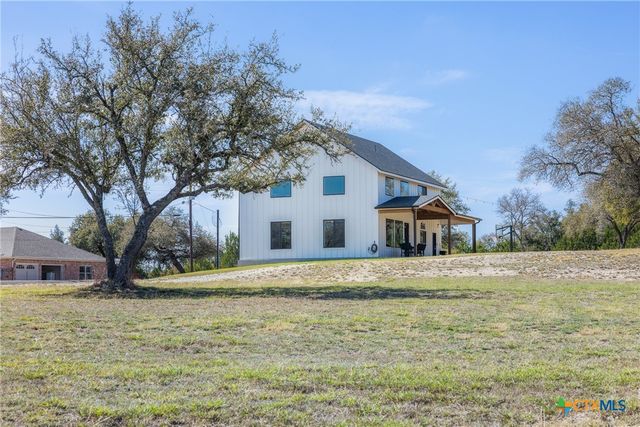 1800 Diamond Ridge Drive, Lampasas, TX 76550